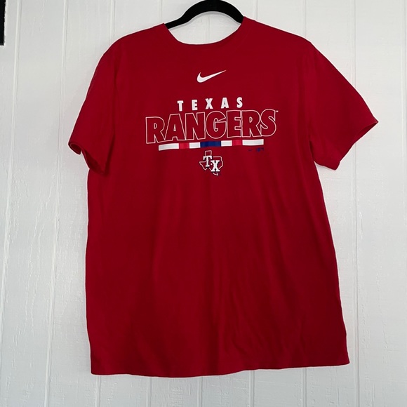 Nike Tee Texas rangers Logo size Medium M Men’s T-Shirt Red short sleeve - Picture 9 of 10